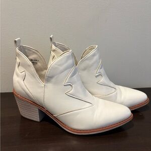 Pierre Dumas Wilder-7 women’s 7.5